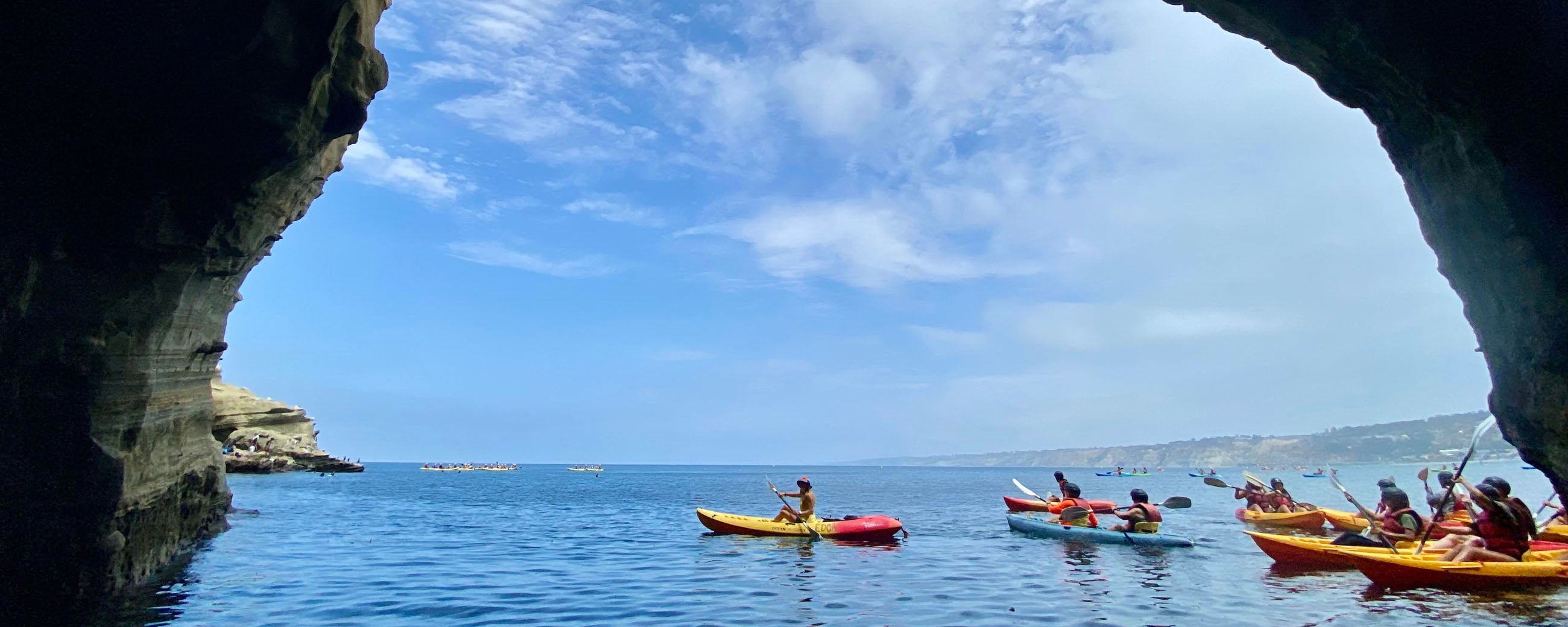 Kayaking tour through Seven Sea Caves in La Jolla, San Diego with Everyday California.